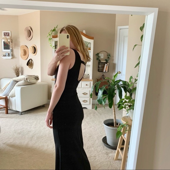 Windsor Fit and Flare Formal Gown - Picture 3 of 10